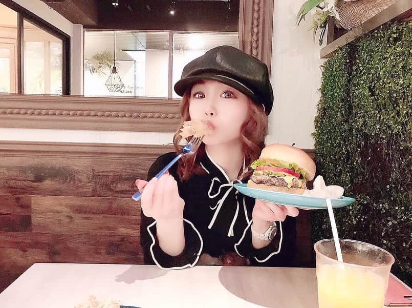 千咲まりのグルメインスタ