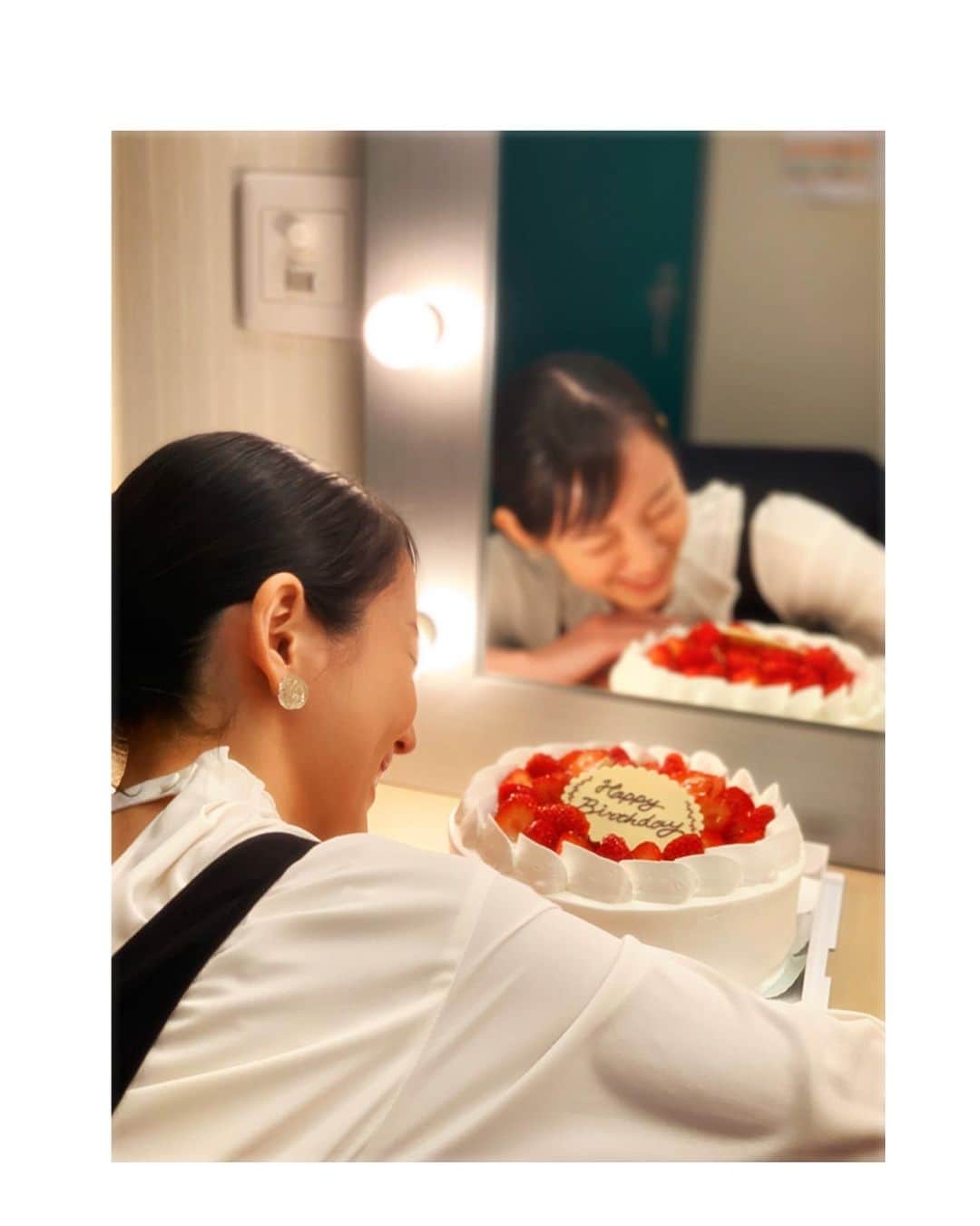 吉岡里帆さんのインスタグラム写真 - (吉岡里帆Instagram)「🎂♡」2月10日 21時56分 - riho_yoshioka