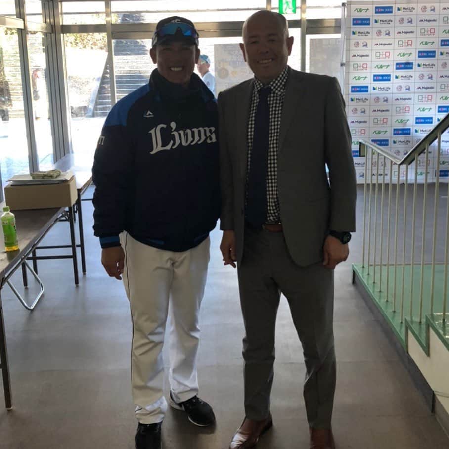 小田幸平のインスタグラム：「春野キャンプ❗️松井稼頭央2軍監督にあって来ました❗️いつも優しくかっこいい監督。ありがとうございました😊#春野キャンプ#高知県#松井稼頭央監督#西武ライオンズ#愛媛マンダリンパイレーツ#読売ジャイアンツ#中日ドラゴンズ」