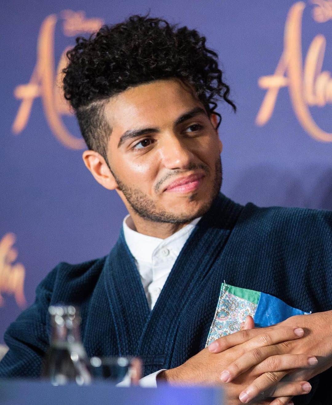 メナ・マスードのインスタグラム：「Mood after an ethnically diverse director and cast sweep the awards」