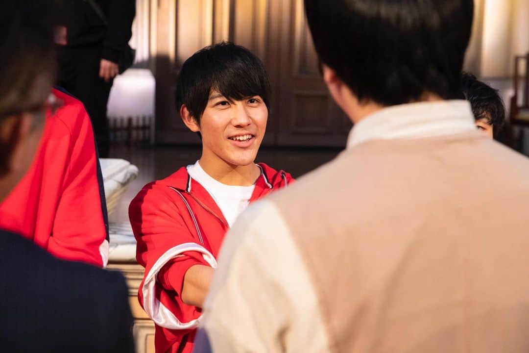 テレビ東京「青春高校３年C組」のインスタグラム：「#君のことをまだ何にも知らない  #CDデビュー日 #オフショット #お台場 #venusfort  #教会広場 #青春高校3年c組  #ダンスアンドボーカル部 #ディアフレンズ #渡邉聖明」