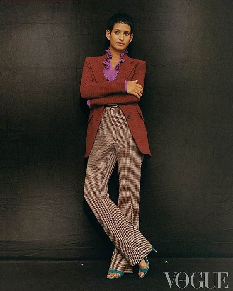 ヴィクトリアベッカムさんのインスタグラム写真 - (ヴィクトリアベッカムInstagram)「Love seeing #NagaMunchetty in my new #VBSS20 tailoring in the March issue of @britishvogue!! Such a powerful force x Kisses @edward_enninful」2月11日 0時31分 - victoriabeckham