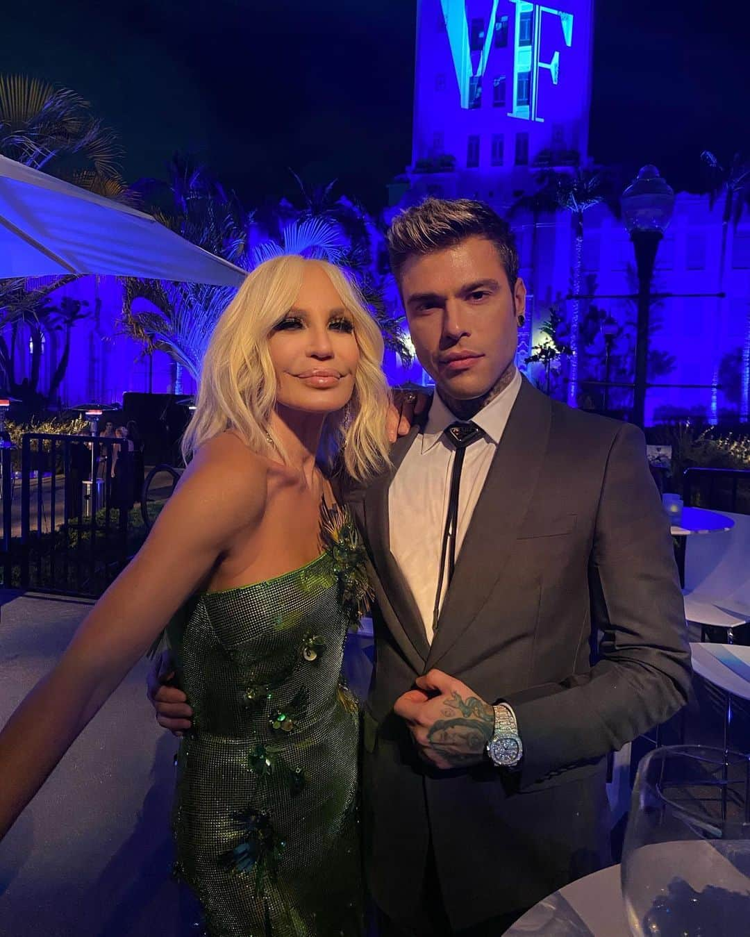 フェデスさんのインスタグラム写真 - (フェデスInstagram)「My crush 💘 @donatella_versace」2月11日 1時39分 - fedez