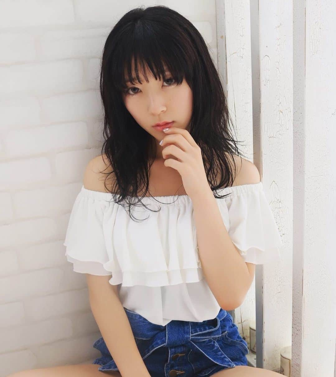 服部彩香さんのインスタグラム写真 - (服部彩香Instagram)「サロンモデルのお仕事全然してない(・ω・｀) サロンモデルのお仕事したいなぁ..🎀 . #サロモ #サロンモデル #アレンジ撮影 #ヘアアレ #ヘアアレンジ #仕込み #作品撮り #サロン撮影 #モデル #フリーモデル #被写体 #ポートレート #ポートレートモデル #サロンモデル希望  #hair #color #shotting  #portrait #japanesegirl  #cute #kawaii  #followme  #写真好きな人と繋がりたい」2月11日 1時55分 - ayasyan1112