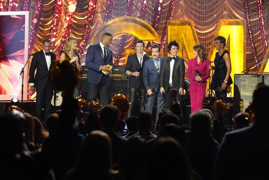 Green Dayのインスタグラム：「This was really @FrankStorm's moment to shine.」