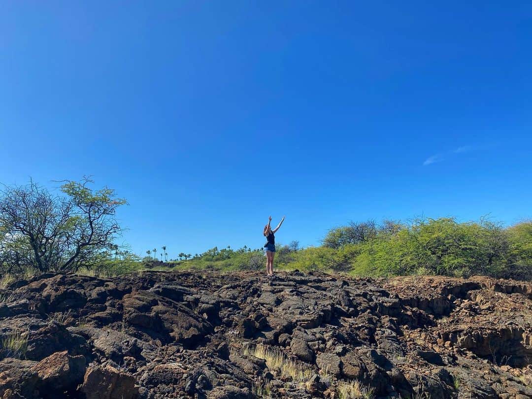有末麻祐子さんのインスタグラム写真 - (有末麻祐子Instagram)「今回ハワイ島へはOggiの撮影で行きました📸 最終日、午後がオフになったので行けるメンバーでプチ観光☺️思い出作れた🦎 しばしハワイ投稿お付き合いくださいまし！」2月11日 2時15分 - mayukoarisue