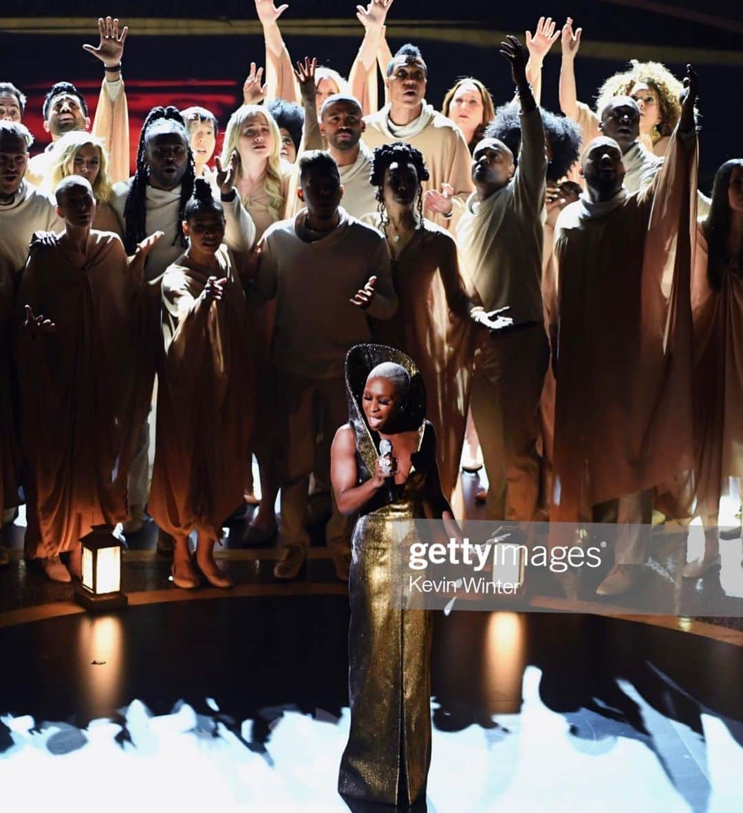 ネルソン・ベアトさんのインスタグラム写真 - (ネルソン・ベアトInstagram)「Last night at the Oscars with @cynthiaerivo was such a powerful historic moment to be a part of. Grateful for the opportunity and to be amongst some of the best singers in the world. #Oscars #AcademyAwards #cynthiaerivo #oscars2020 #dolbytheatre」2月11日 3時33分 - nelsonbeato