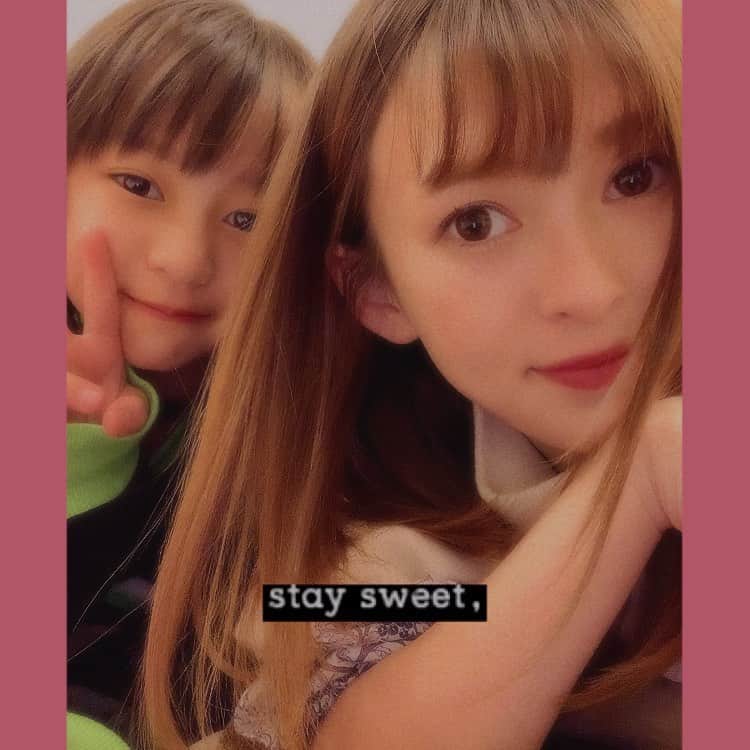 町田亜里香のインスタグラム：「珠那にこのフィルター盛れるよ❤︎ って教えてもらって 一緒に撮った写真😂😂🙏 ん？まま盛れてる？ →盛れてないw wwwwww 若い子限定なのかな🤗？笑 と悲しくなった週末でした😳 . . . #親子 #16歳差 #16歳差親子  #js #js5 #snow」