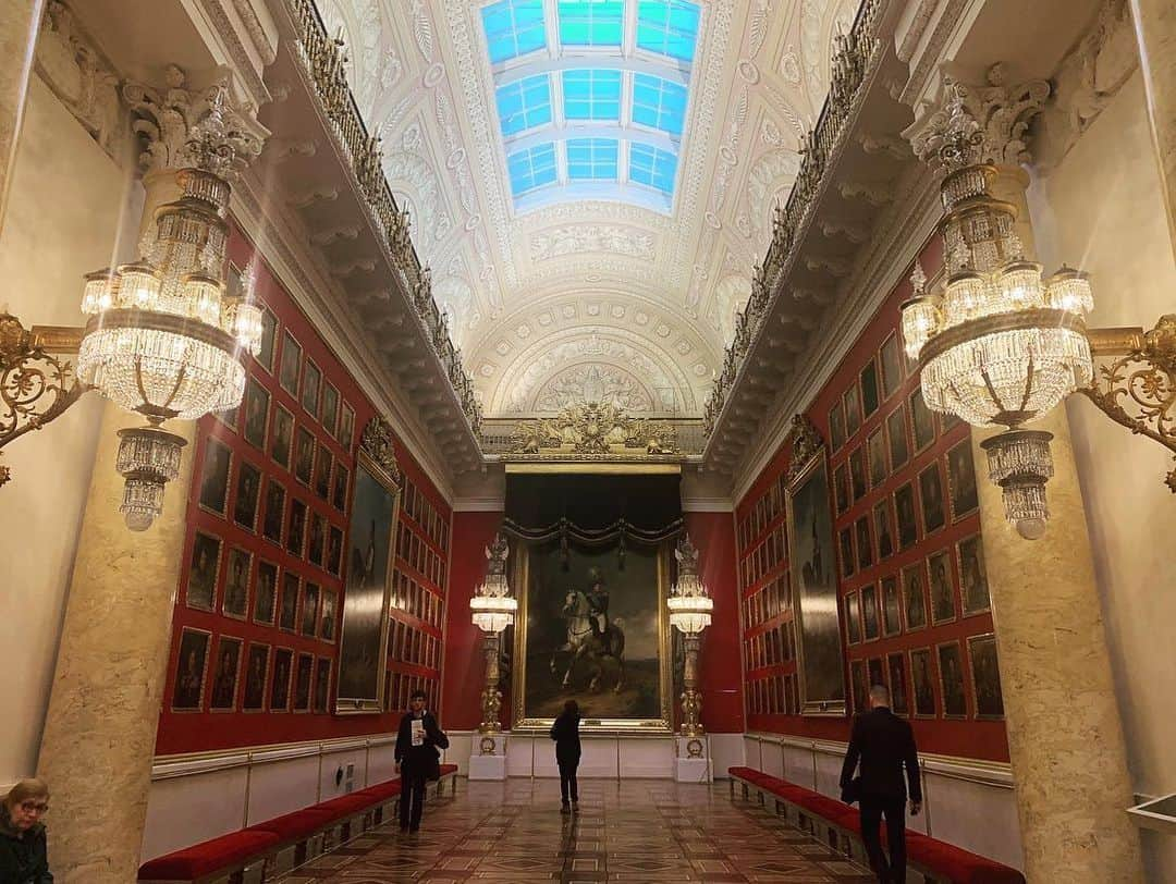 宮本彩希さんのインスタグラム写真 - (宮本彩希Instagram)「⚜️Государственный Эрмитаж⚜️ #hermitage #hermitagemuseum #russia」2月26日 3時15分 - sakimi_cos