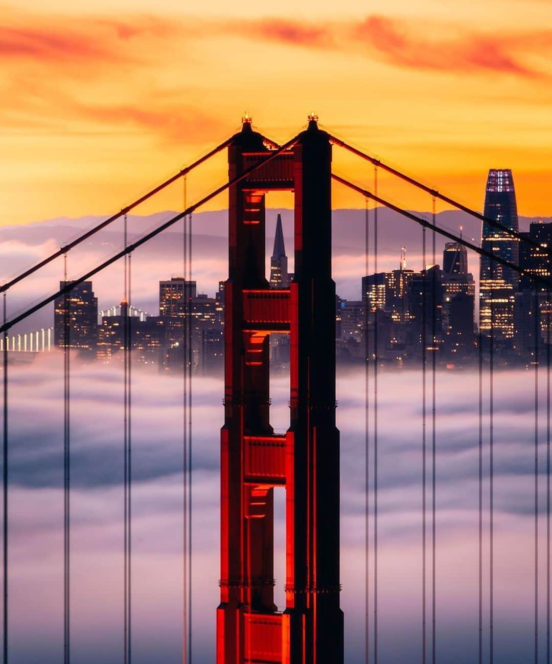 PolarProさんのインスタグラム写真 - (PolarProInstagram)「Photo of the Day: San Francisco dreaming ☁️ | Shot on #Canon EOS 6D | #Canon 75-300mm | 300mm | f/10 | ISO 100 | 5-sec | #PeterMcKinnon #VND 2-5 stops | 📸: @avecnicole」2月26日 2時10分 - polarpro