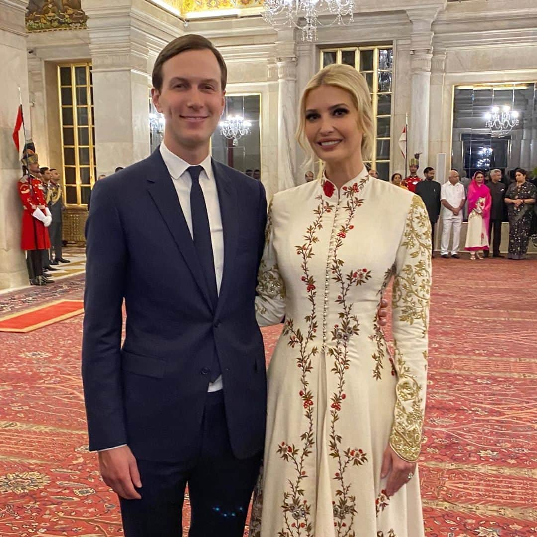 イヴァンカ・トランプさんのインスタグラム写真 - (イヴァンカ・トランプInstagram)「It was an honor to join President Kovind at a beautiful banquet in honor of @POTUS and @FLOTUS’s visit to India. 🇺🇸🇮🇳」2月26日 2時16分 - ivankatrump