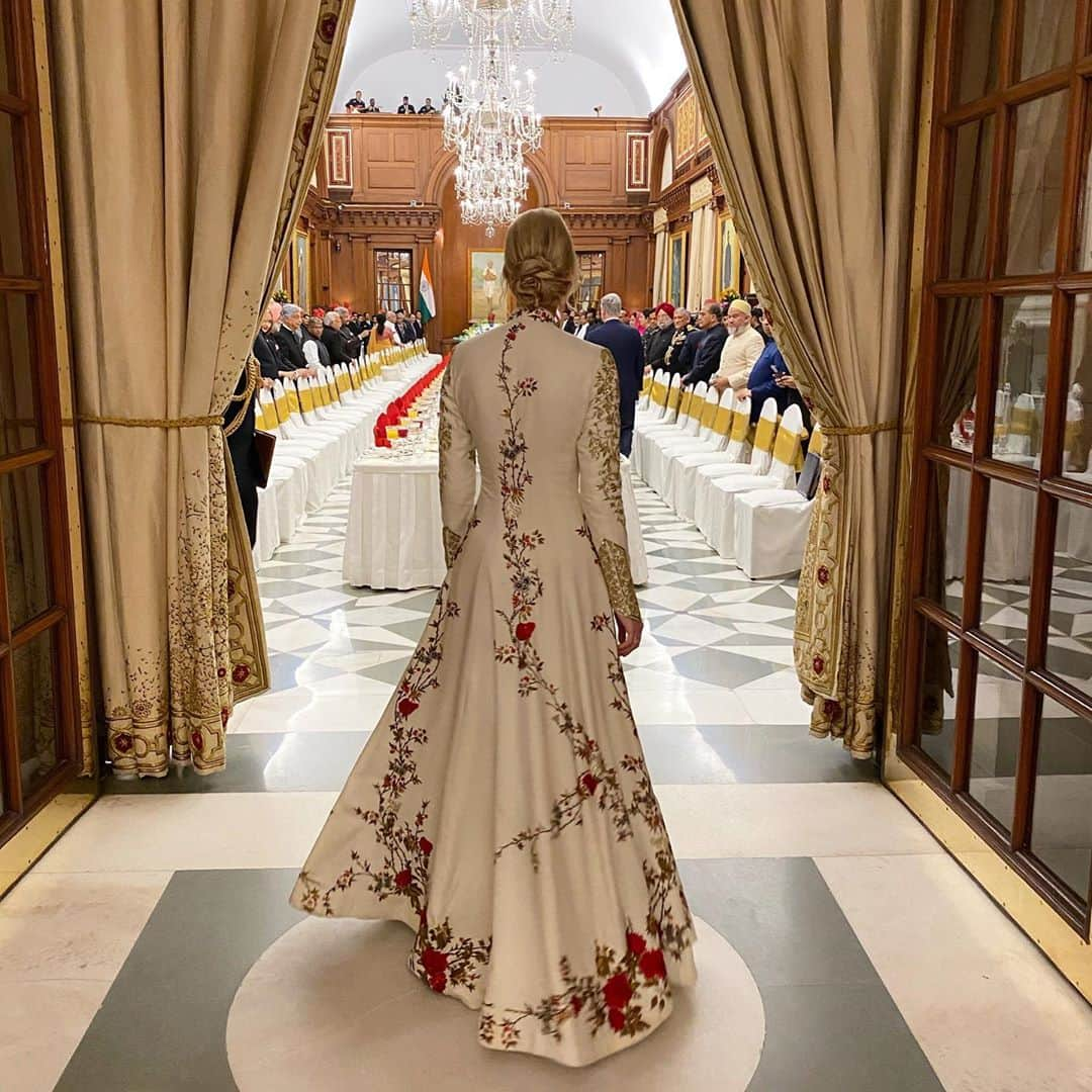 イヴァンカ・トランプさんのインスタグラム写真 - (イヴァンカ・トランプInstagram)「It was an honor to join President Kovind at a beautiful banquet in honor of @POTUS and @FLOTUS’s visit to India. 🇺🇸🇮🇳」2月26日 2時16分 - ivankatrump