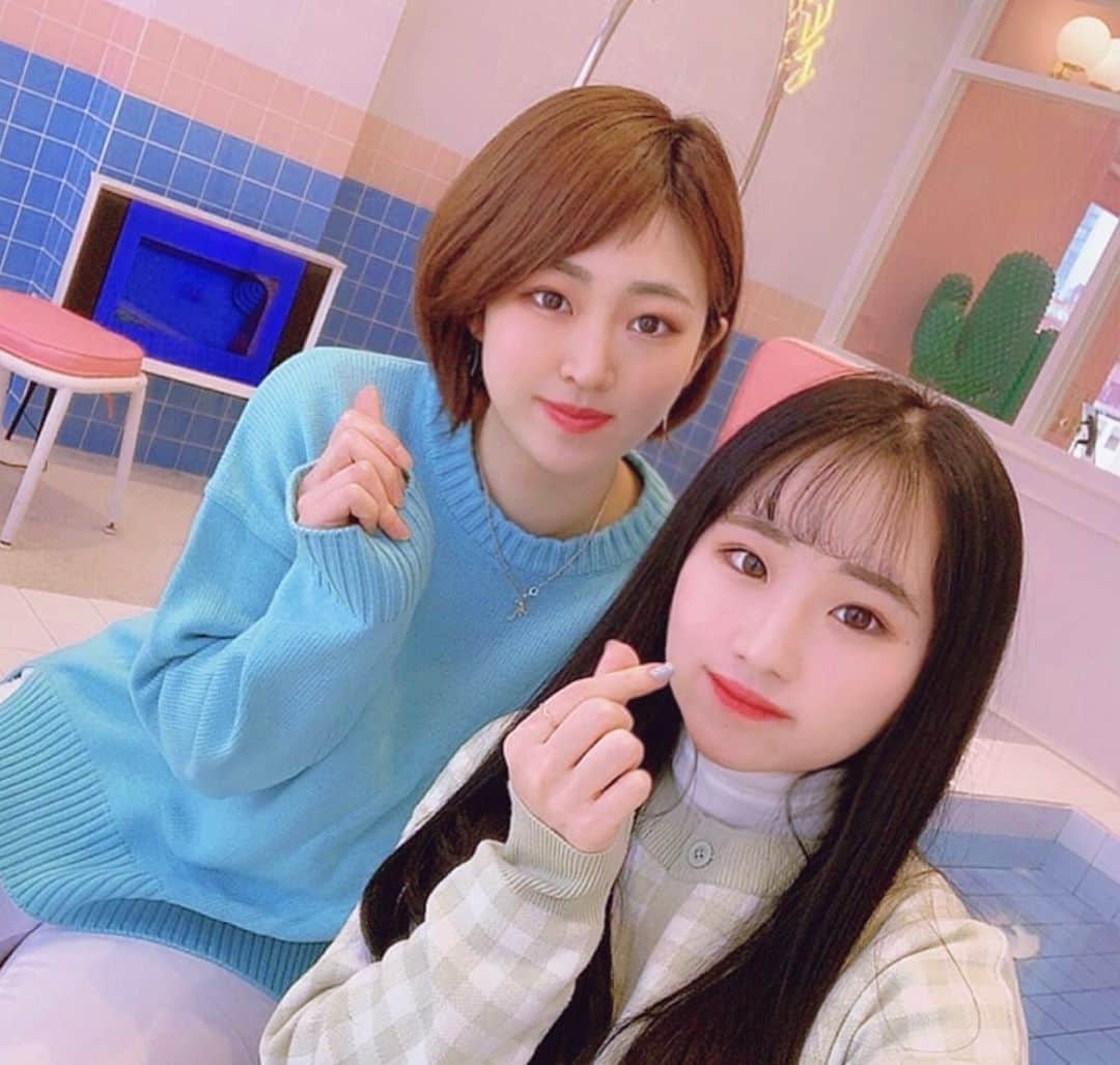 真田来美のインスタグラム：「. 3CE Cafe🤍 とってもいい休暇になりました 時間過ぎるのあっという間、、 また2人で旅しましょね〜  #pinkpoolcafe」