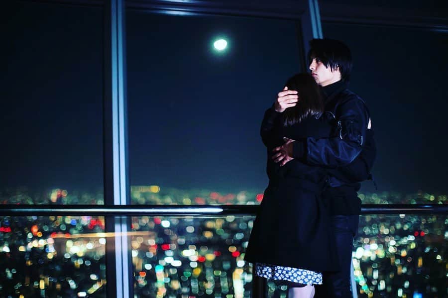 堀江亨さんのインスタグラム写真 - (堀江亨Instagram)「The moon is beautiful🌙  #月とオオカミちゃんには騙されない  #11#スカイツリー」2月25日 18時15分 - toru__official