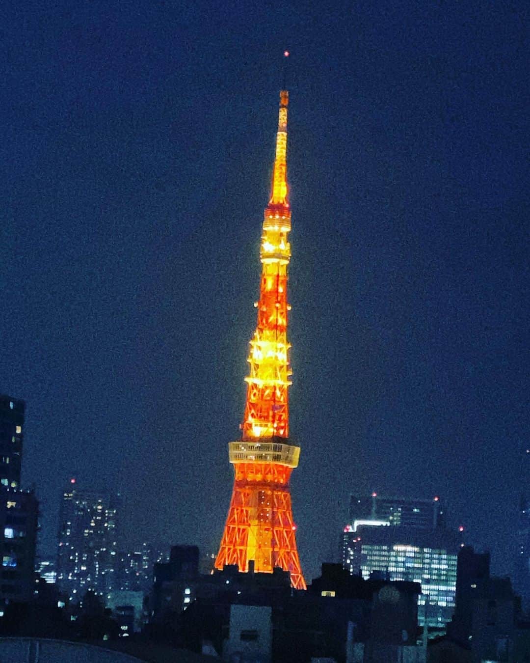 山本彰吾さんのインスタグラム写真 - (山本彰吾Instagram)「上京して来月で丁度6年 最初はめちゃくちゃデカかった東京タワーも渋谷のスクランブル交差点のビジョンも見慣れたなぁ . . 今の東京で生きるってこと もっと大事に考えて進もう . . . #LDHJAPAN」2月25日 18時22分 - rampage_yamasho1006