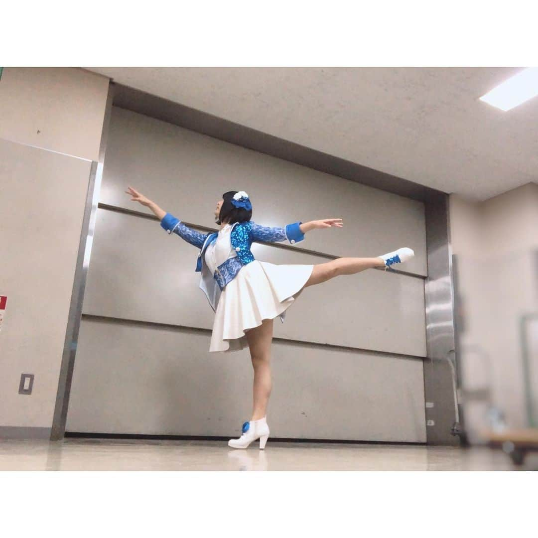 石丸千賀さんのインスタグラム写真 - (石丸千賀Instagram)「. 昨日のワンマンで初めて 《 華麗なるV!CTORY 》 のお衣装を着させていただきました❤︎ . お衣装はゆめりちゃん 髪飾りは勝田さんのを 付けさせていただきました💙嬉。 . 3/27（金）は私の生誕祭🌸 . 🧐受付は本日23:59まで!! . 十八番のあの曲歌っちゃうよ〜、 ぜひ来てください❤︎ . #スパガ #ballet #балет #バレエ #生誕祭 #instagood」2月25日 18時47分 - chika_ishimaru.official