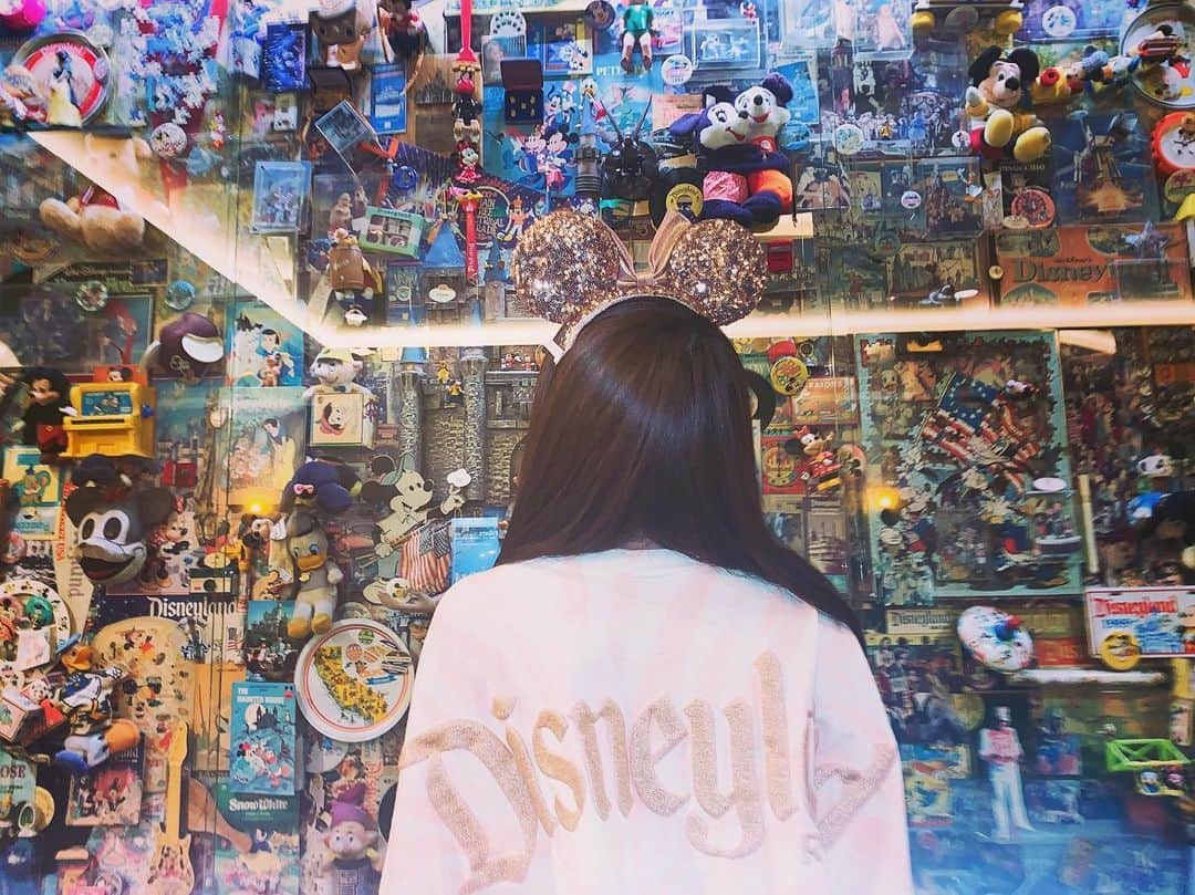 北条佳奈のインスタグラム：「アメリカ旅行記🇺🇸 実はまだ途中なのですが、最後までどうしても書きたい写真載せたいので更新したら見てやってください🥺笑 #ディズニー #カリフォルニアディズニー #ディズニー写真 #アナハイムディズニー #disney #disneygram #californiaadventurepark #🏰」