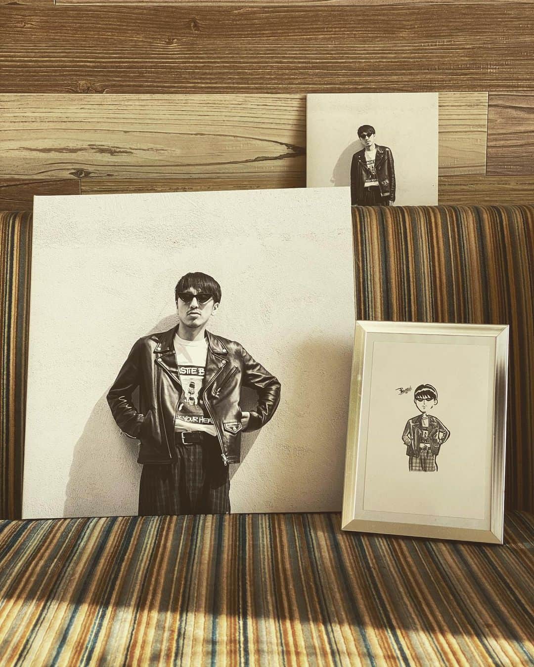 BASI（バシ）のインスタグラム：「. 切愛 (2LP) 2020.02.26 Release🌹  A1. 夢の途中 A2. かさぶた A3. 夕暮れ feat. HANG  B1. myself B2. 星を見上げる B3. 月ひとつ feat. 空音  C1. 素顔 feat.TOCCHI C2. これだけで十分なのに (BASI REMIX) C3. 薔薇  D1. 普通 feat. 鎮座DOPENESS D2. RED feat. SIRUP D3. 愛のままに feat. 唾奇.  CAST  唾奇 SIRUP 鎮座DOPENESS HANG TOCCHI 空音 kojikoji オオツカマナミ Saetsu HISA Kai Takahashi（LUCKY TAPES） Olive Oil  illmore ニューリー Mori Zentaro（soulflex） chop the onion  #CD盤とは曲順が違います #CD盤とはジャケ写が違います」
