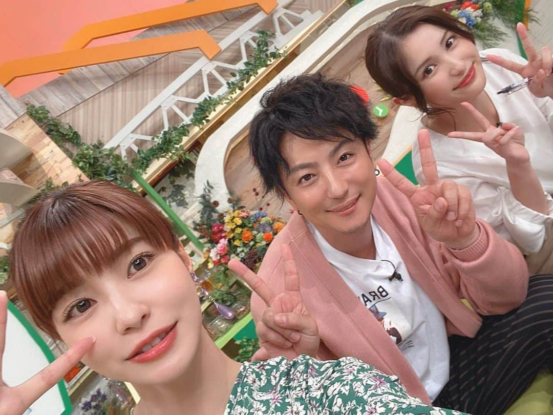 岸明日香さんのインスタグラム写真 - (岸明日香Instagram)「いつも優しくて面白い上地さんと 初めましてのかわゆい池谷さん💕  楽しかった〜☺️💕 20:30〜お風呂やさん日和8話も出演してるのでみてね🌸  そして1時からドル箱もみてね！」2月25日 20時29分 - aspoo02