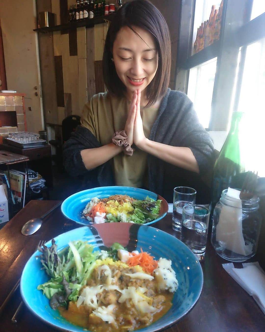 大湯みほさんのインスタグラム写真 - (大湯みほInstagram)「……… おいしいものを🍴いただく時って、本当に幸せですよね☺️いっただっきま〜すの嬉しそうな顔w ・ お友達から聞いて、前から行きたかったカレー🍛屋さん🤩並んだけど…その分おいしかった♡ ・ 皆さま、カレーは、どんなカレー🍛がお好きですか？？ ・ #curry #lunch #specialtime  #smile #🍽 #happy」2月25日 20時33分 - nukazukemiho0320