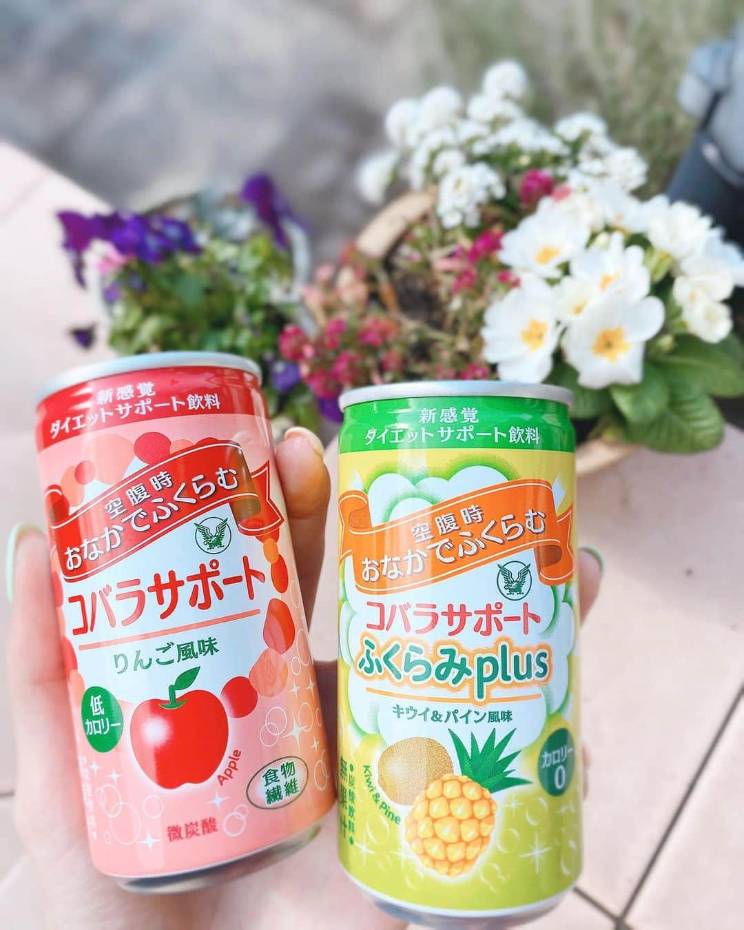 黒田真友香さんのインスタグラム写真 - (黒田真友香Instagram)「人気のダイエットサポート飲料、大正製薬コバラサポートさんのインタビュー記事に出演させていただいてます😍✨ ・ 「今さら聞けない？ 知っておくと便利な低カロリー食事法」  というテーマで、私が実際にしていたカロリー制限ダイエットについてや、それについて専門の方から色々アドバイスをいただいているとっても為になる記事になってます🥺 ・ ・ 『コバラマガジン』で検索して是非みてみてね☺️！ ・ ・ こちらのURLからも見られます👇 【https://brand.taisho.co.jp/contents/diet/detail_147.html】・ ・ #コバラサポート #コバラマガジン #fincアンバサダー  #PR」2月25日 20時58分 - kurodamayukaxx