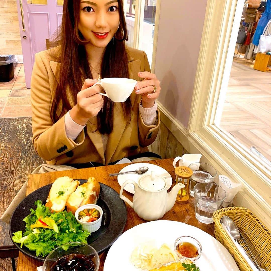 安田衣里のグルメインスタ