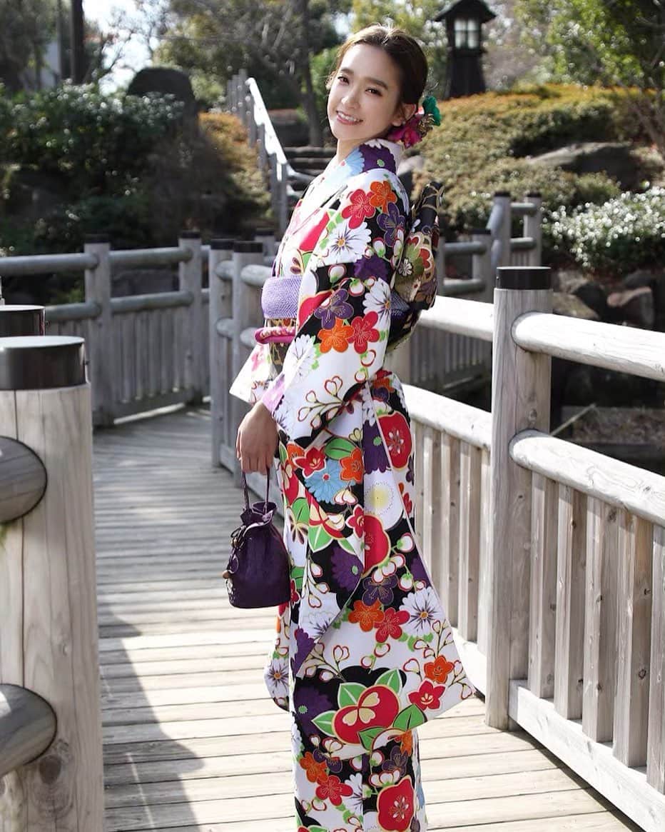 のインスタグラム：「頂いたお写真👘✨ #shooting #portrait #model #racequeen #rq #ポートレート」