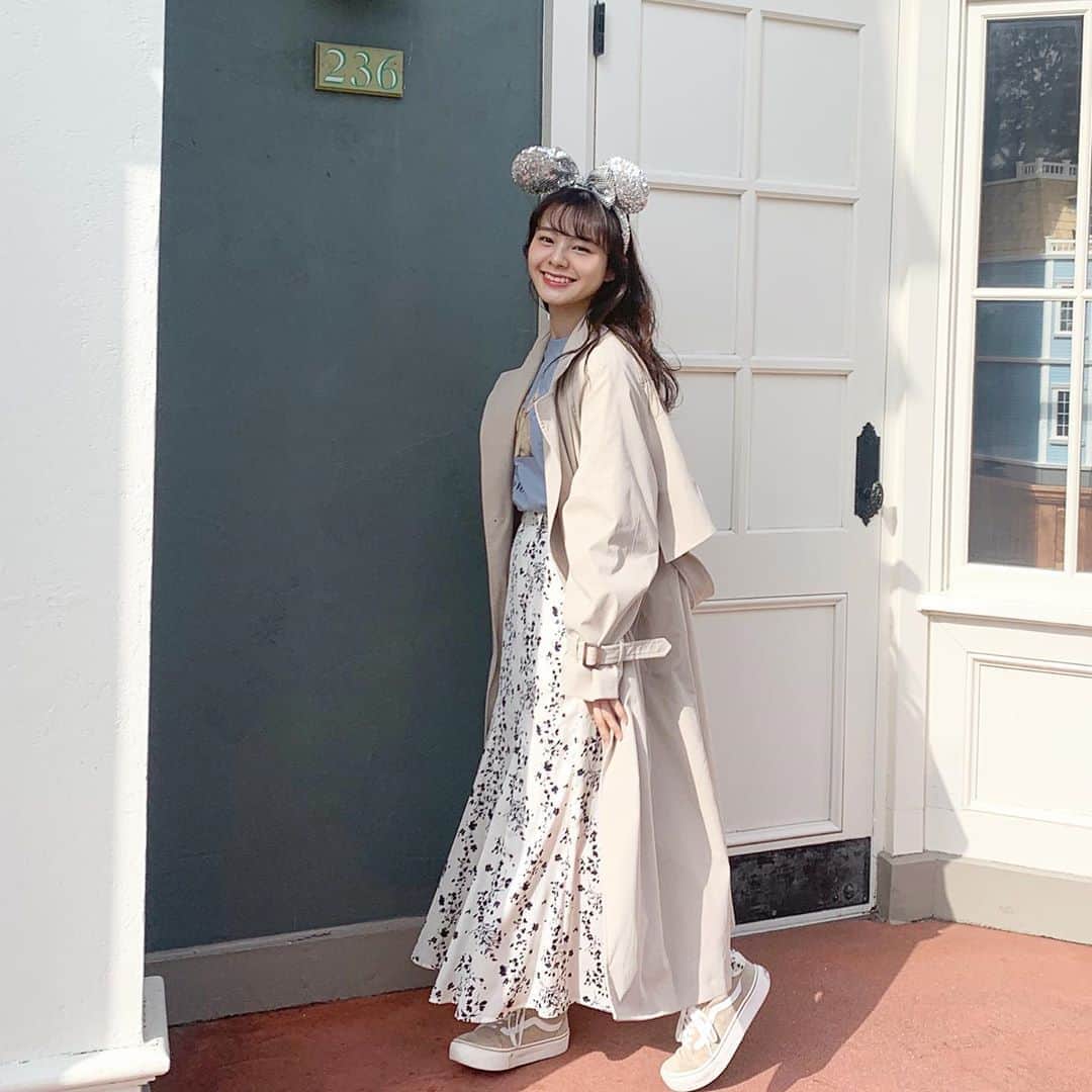 のインスタグラム：「* 今年の春は、トレンチコート たくさん着回すひとになります宣言🎞 @freaksstore_official」