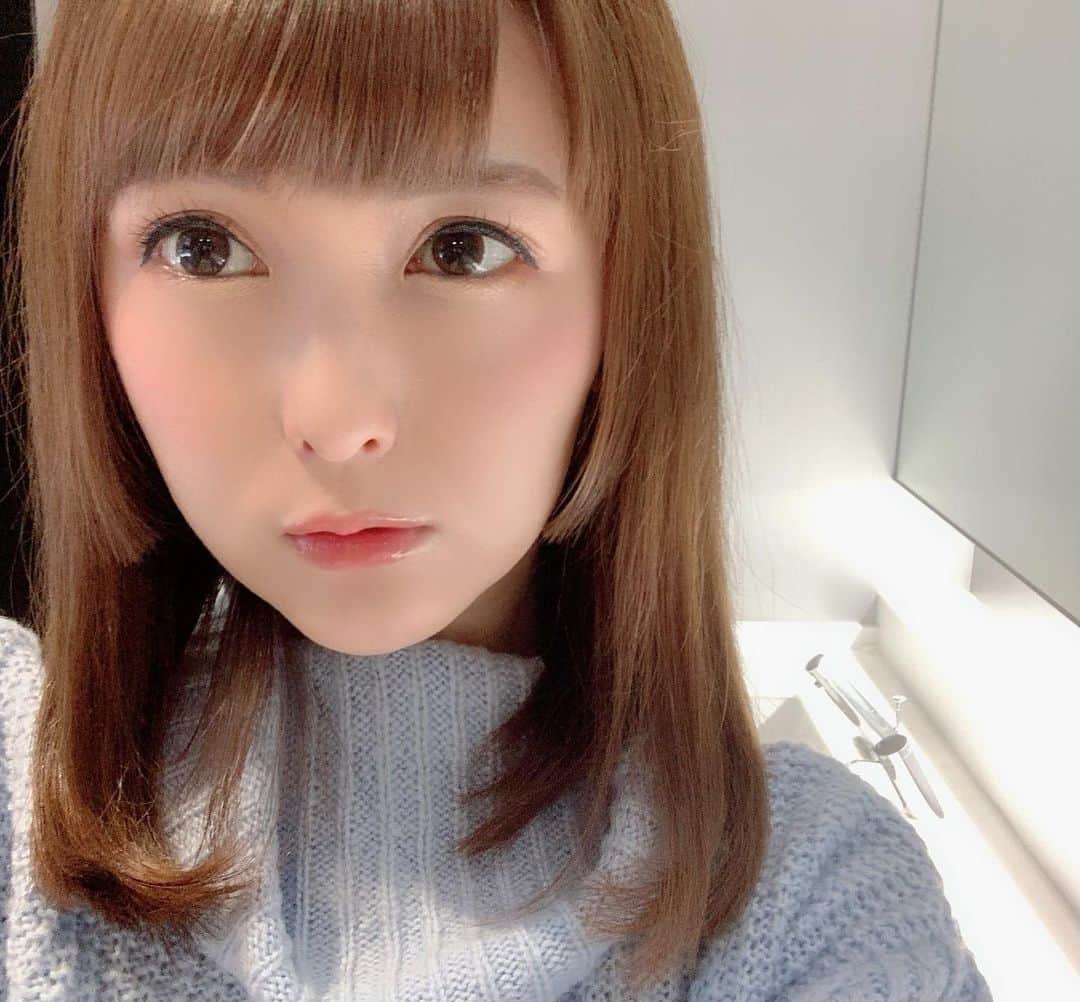 椿姫彩菜のインスタグラム：「？！」
