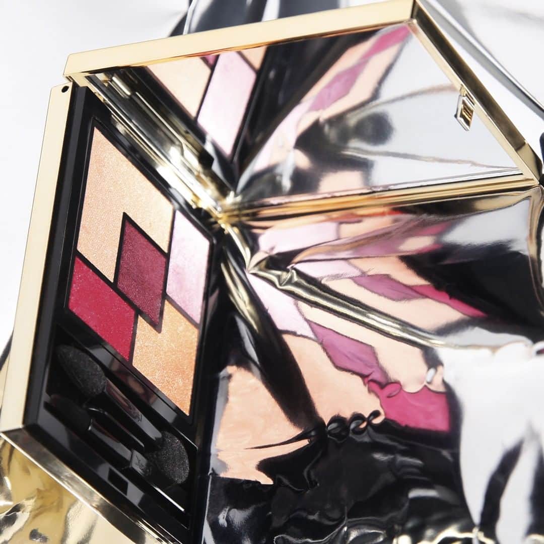 Yves Saint Laurent Beautyさんのインスタグラム写真 - (Yves Saint Laurent BeautyInstagram)「In the YSL Beauty universe, couture is a staple and a kaleidoscope of looks are totally possible with the crease-proof satin shades in: COUTURE EYESHADOW PALETTE in N°9 ROSE BABY DOLL #yslbeauty #couturepalette #rosebabydoll」2月25日 21時59分 - yslbeauty