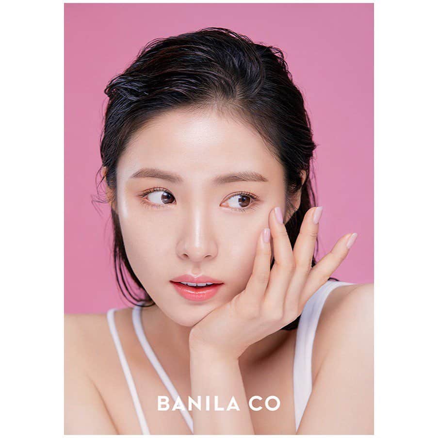シン・セギョンのインスタグラム：「@banilaco_official ❣️」