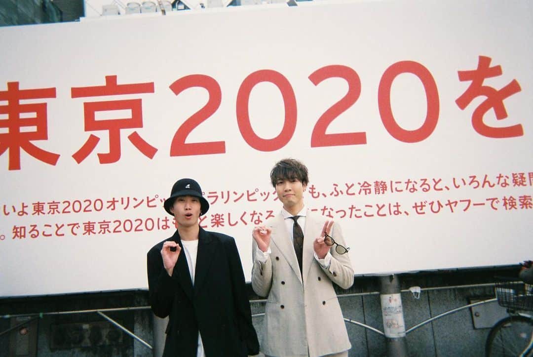 廉さんのインスタグラム写真 - (廉Instagram)「【東京2020】 サッカーとビーチバレー観戦予定なので コロナも落ち着き無事開催される事を祈っております。 暖冬すぎて花粉症がエグめです。 横の君よ、週7で居るやん。  #東京2020 #東京五輪 #渋谷 #花粉症エッグスンシングス #廉」2月25日 22時33分 - ren.nre.n