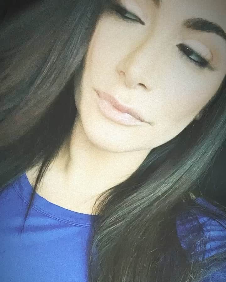 ディーナ・ニコール・コルテーゼのインスタグラム：「Work day = Makeup (@facebylace thanks for making me feel like a hott mama this Am ) lol #jerseyshore press day.. #jsfamilyvacation airs this Thursday at 8pm on @mtv」