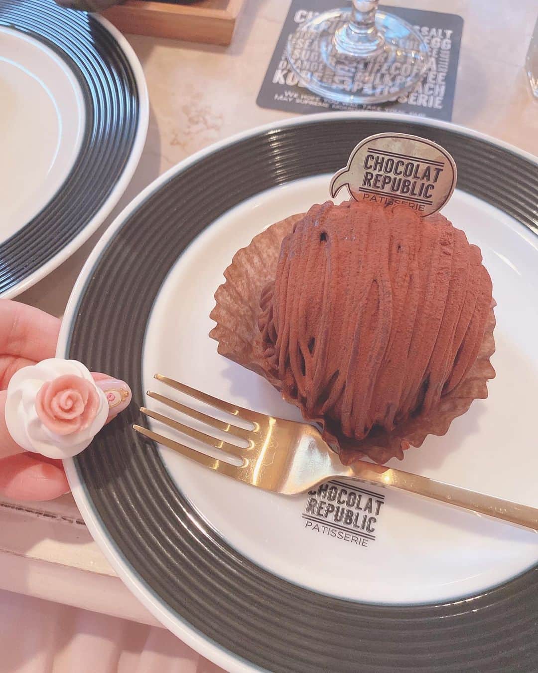 青木美沙子さんのインスタグラム写真 - (青木美沙子Instagram)「チョコレートリパブリック🍫 神戸の有名なカフェ💓 ケーキ美味しかった🎂」2月25日 22時55分 - misakoaoki