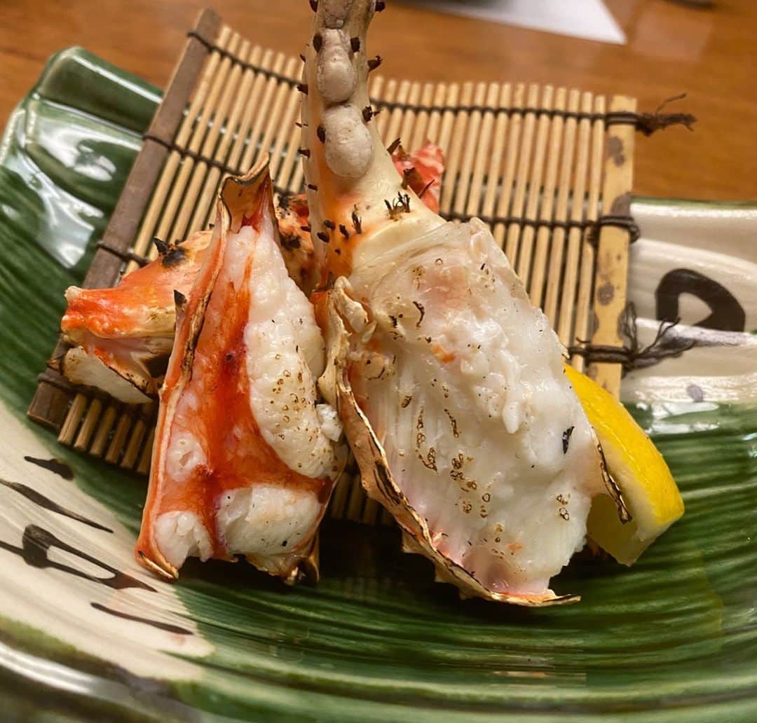 早田悠里子さんのインスタグラム写真 - (早田悠里子Instagram)「2人ともどうしても蟹が食べたくなって、、 ありちゃんとかに道楽行ってきた😋🦀💕」2月25日 22時58分 - yurikohayata