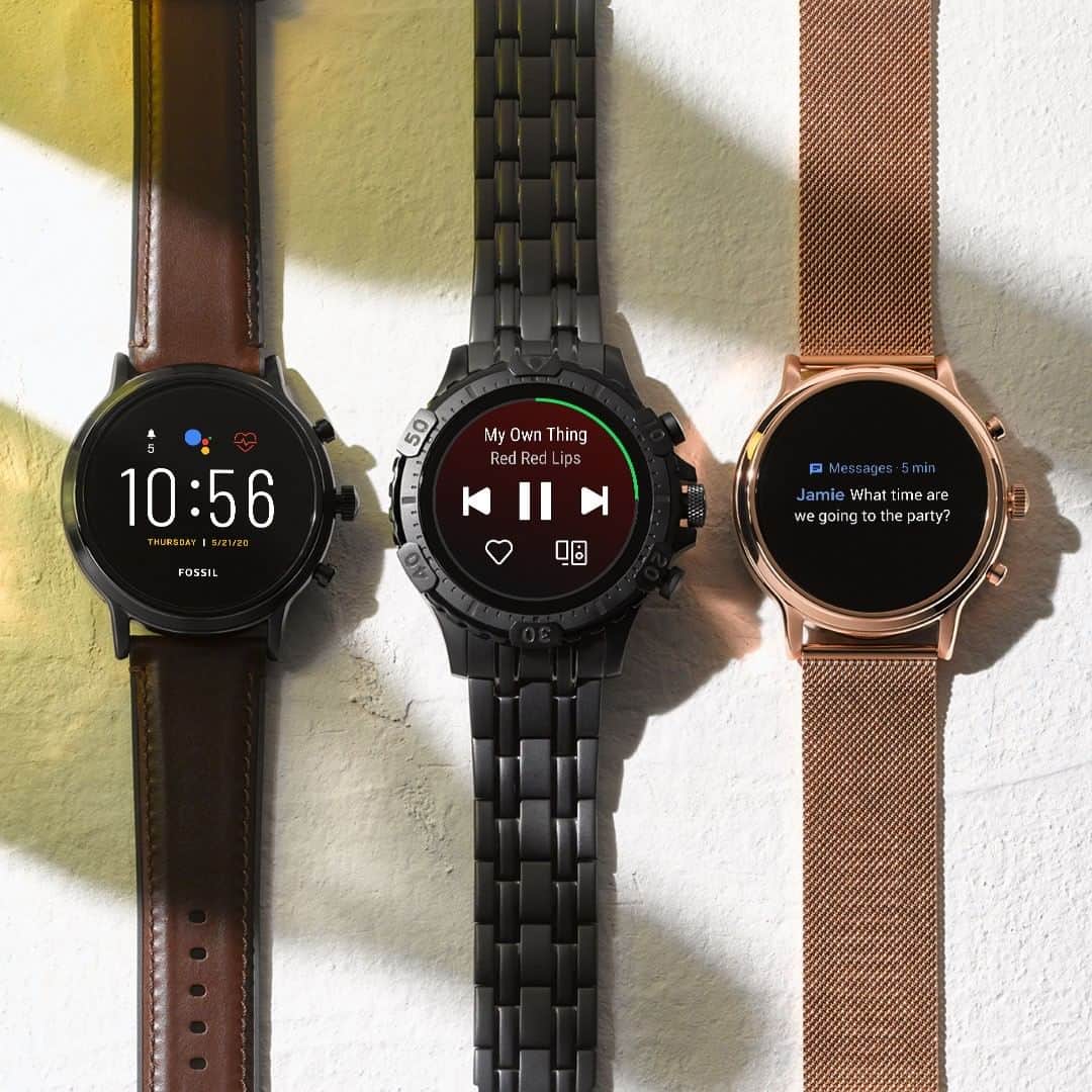 fossilさんのインスタグラム写真 - (fossilInstagram)「Imagine your life with a personal assistant who's always at your fingertips.」2月26日 0時00分 - fossil