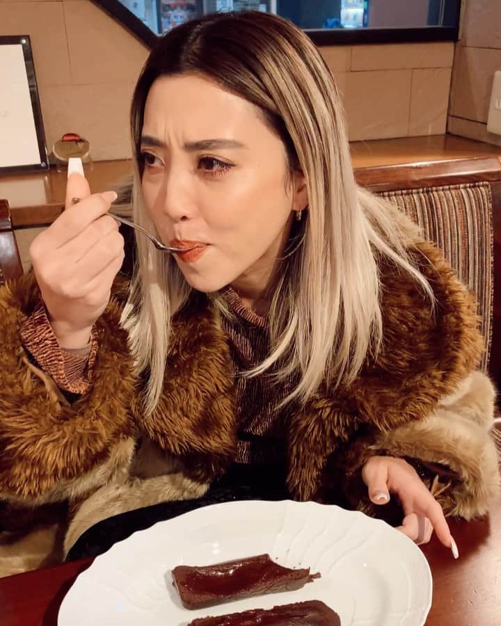 植野有砂のグルメインスタ