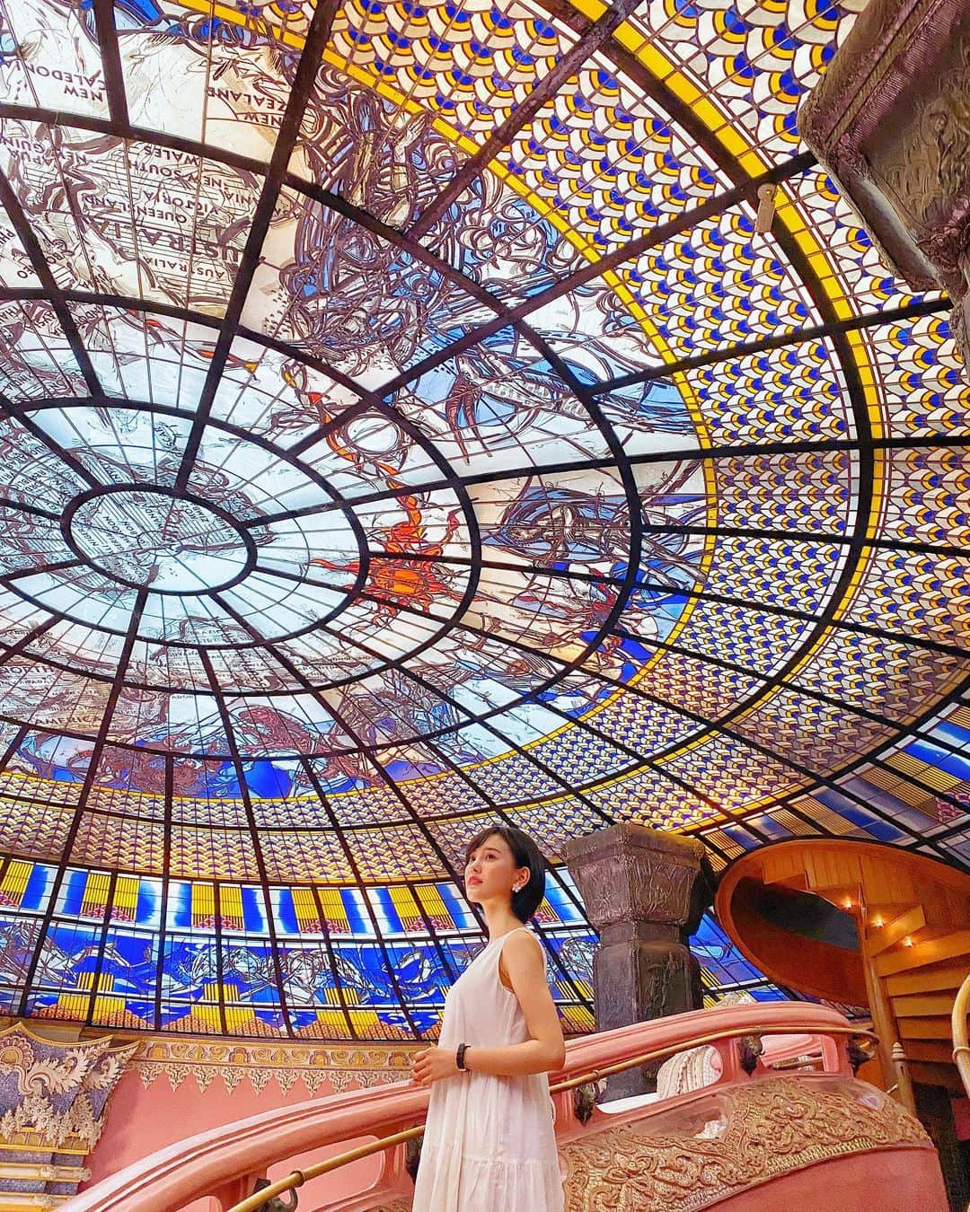 兒玉遥さんのインスタグラム写真 - (兒玉遥Instagram)「ステンドグラスがとても綺麗でした💠💓﻿ ﻿ ﻿ The stained glass was very beautiful💠💓﻿ ﻿ ﻿ ﻿ #エラワン美術館 #erawanmuseum #バンコク旅行 #タイ旅行 #女子旅 #bangkok」2月11日 17時41分 - haruka_kodama919