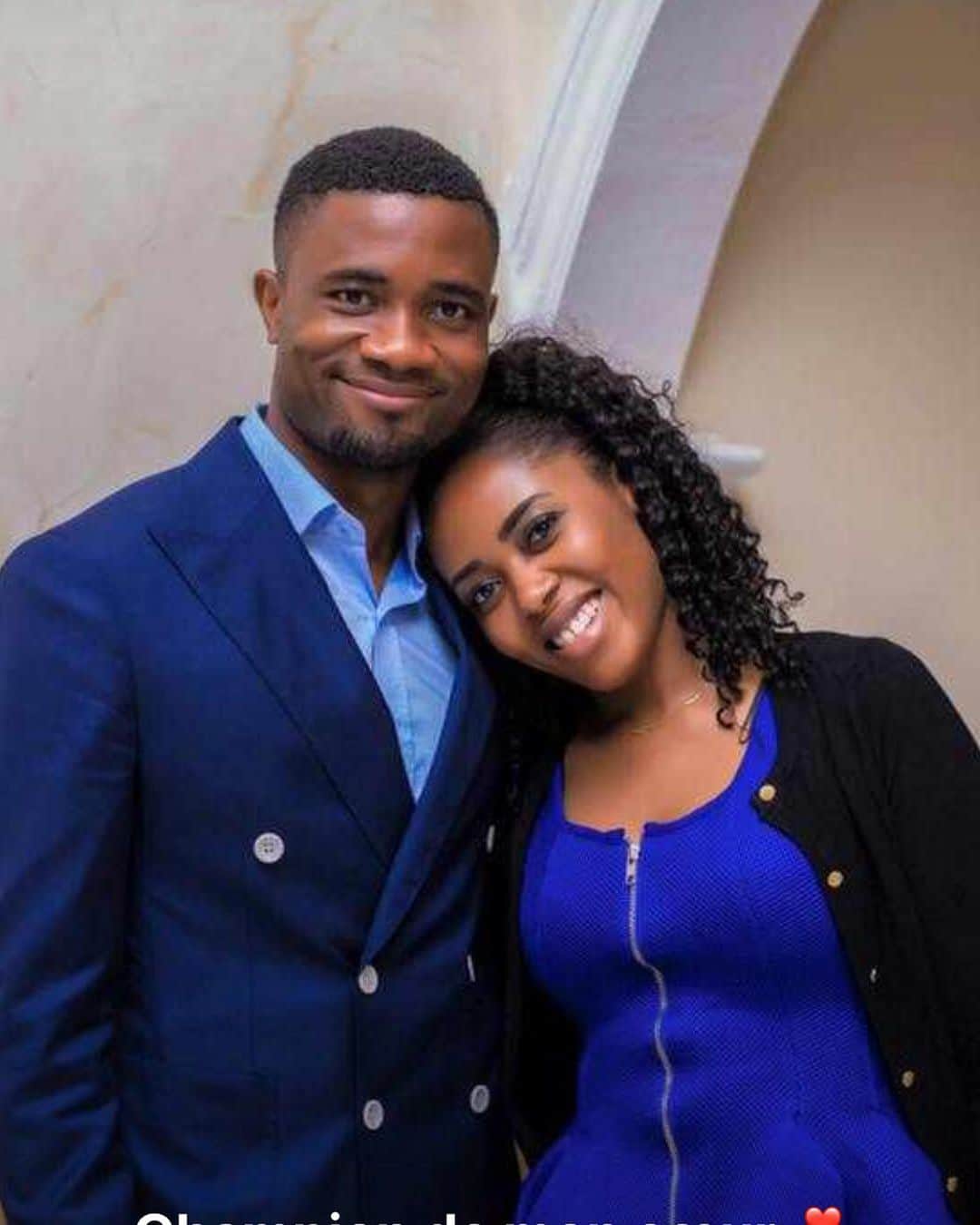 オーレリアン・シェジュのインスタグラム：「Happy birthday to my lovely wife... @leonie_chedjou ❤️🎉🎂」