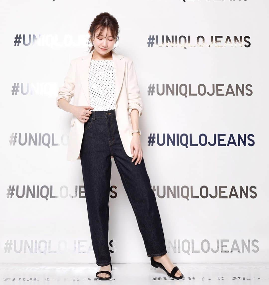 浦野一美さんのインスタグラム写真 - (浦野一美Instagram)「. UNIQLOの2020SS JEANS COLLECTION  こちらも新作の #スラウチテーパードアンクルジーンズ (リラックステーパード・丈標準64cm)  滅多にない、#ジャケットコーデ に挑戦✨とっても新鮮❣️ . スラウチは綺麗目コーデに見えるのに、 腰回りがゆるっとしているので、 腰張りタイプでジーンズが苦手って方もお気に入りの一本になりそう☺️❣️ 新しい気分で迎える春にぴったりのジーンズです♫ .  #uniqlojeans #ユニクロジーンズ #uniqlo  #uniqlo2020SS  @uniqlo_ginza #outfit #ootd  #instafashion #fashion #instagram  #シンプル #コーデ #コーディネート#私服#ユニクロ #ユニクロコーデ#春#spring#夏#summer」2月11日 18時13分 - cindy.cinderella