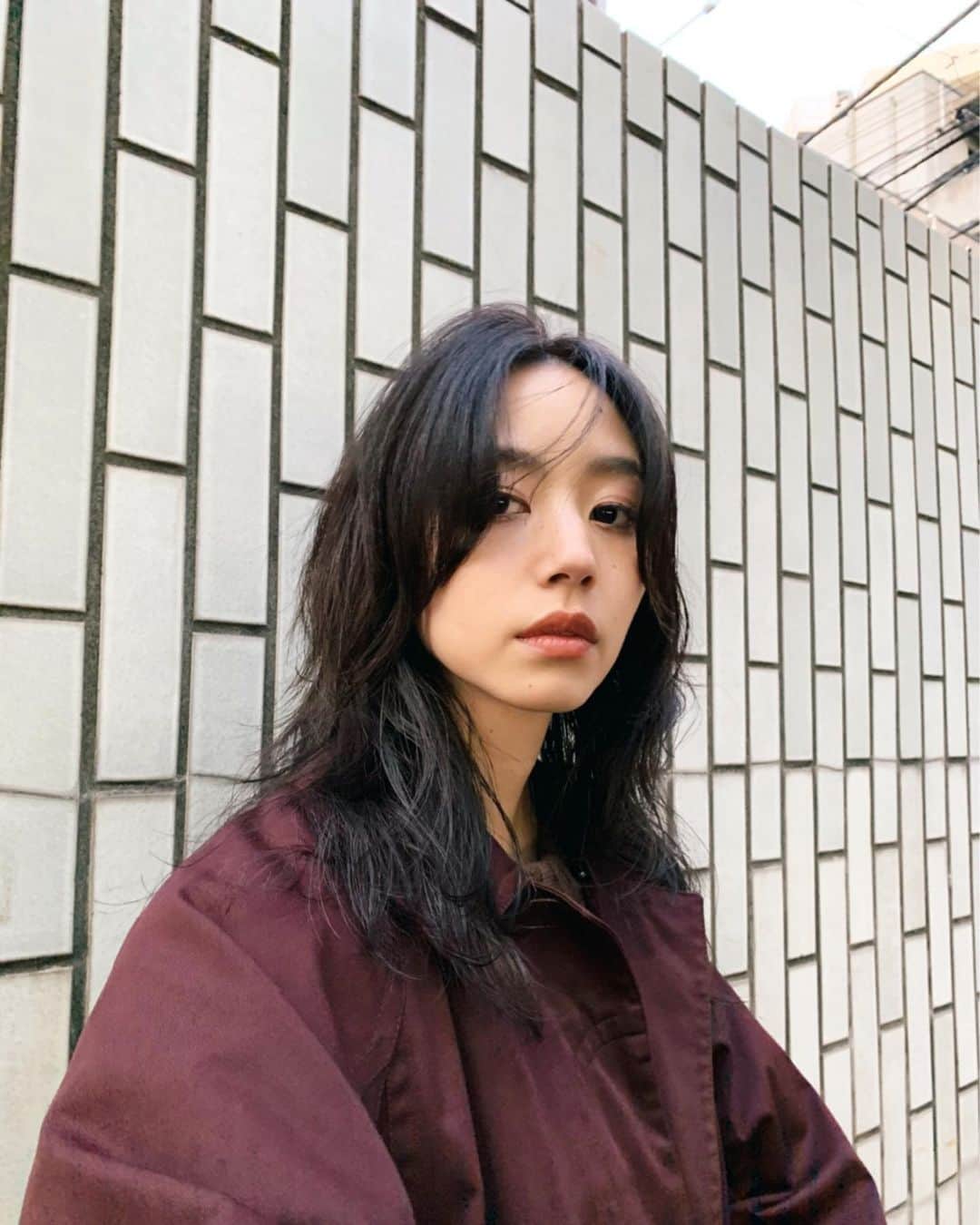 Shiho Sasakiのインスタグラム：「New Hair💈 トーンダウンして、前髪も少しカットしてもらいました✨ 週明けすぐ休みだとなんだか変な感じ🌀 #hair」