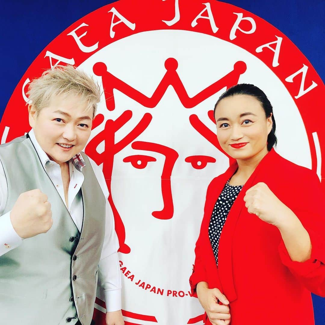 長与千種さんのインスタグラム写真 - (長与千種Instagram)「長い人生でこんな日が来るとは……時は流れ互いの育てた選手がぶつかり合うとも 思ってなかった。勿論…貴女の隣に立つとも。 人生面白きかな。 #里村明衣子　#起こす奇跡 #血脈　#新しい扉　 #人生素晴らしきかな」2月11日 9時56分 - chigusanagayo