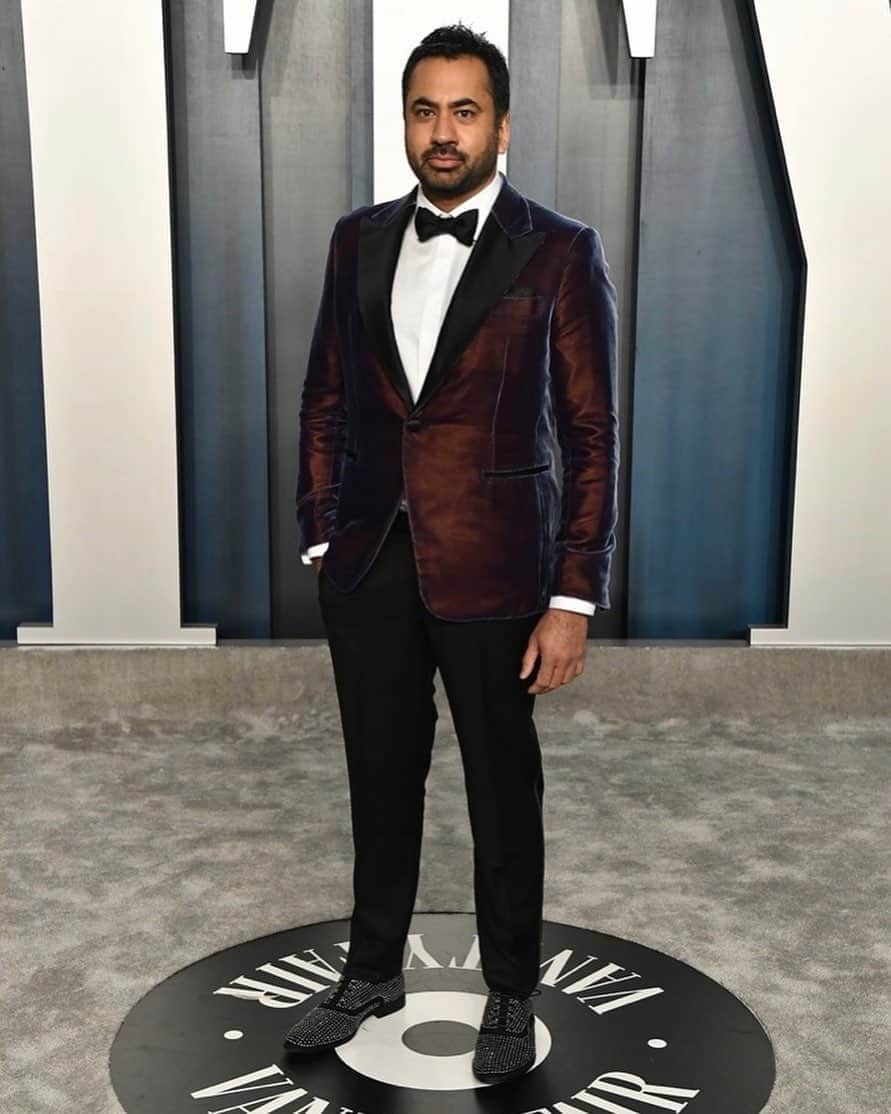 カル・ペンのインスタグラム：「Thanks for a very fun night @vanityfair @radhikajones @doll.pop & man oh man special congrats to Team Parasite! #Oscars2020」
