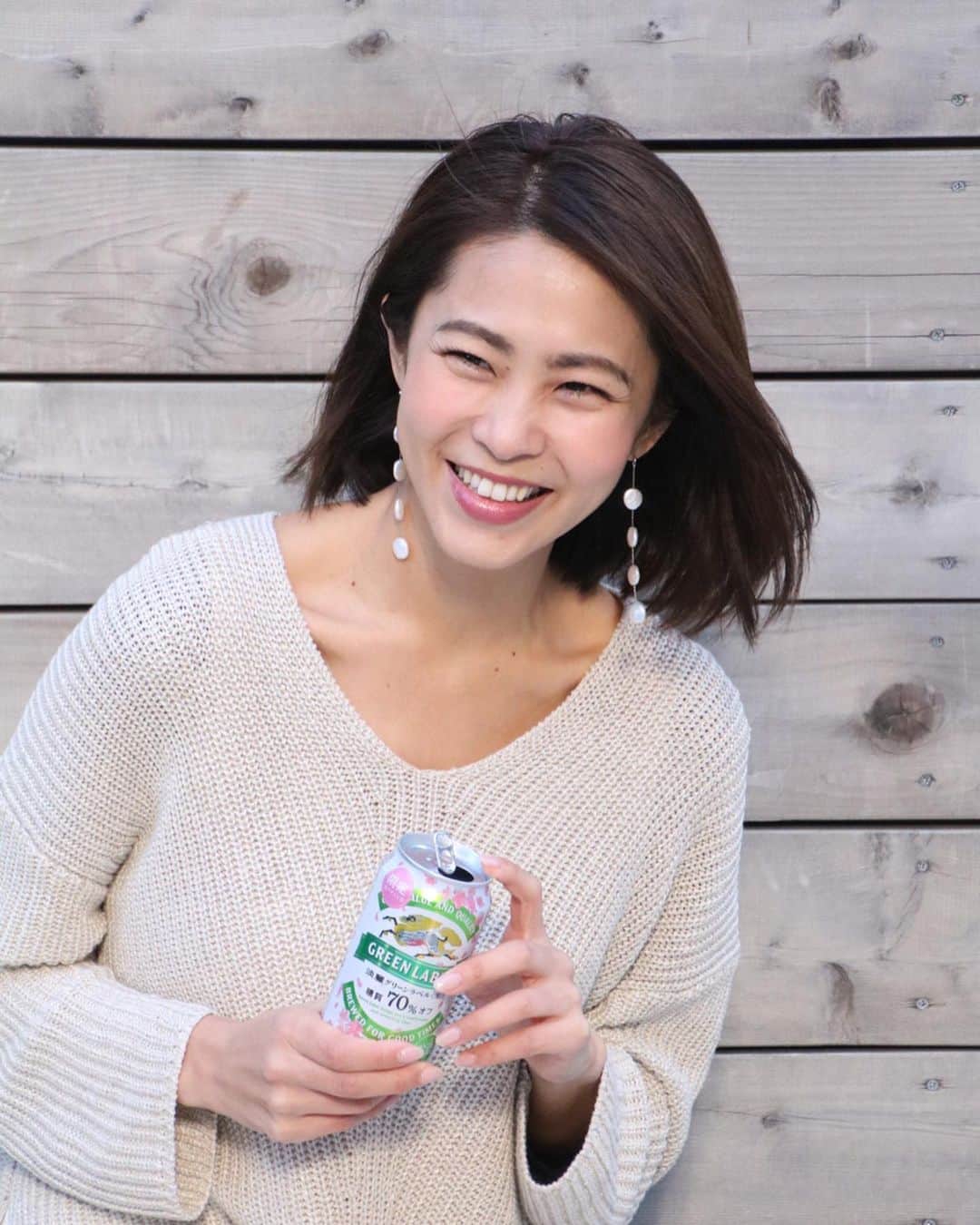 坂元美香さんのインスタグラム写真 - (坂元美香Instagram)「グリーンラベルの桜デザイン缶がとってもかわいい〜🌸数量限定なんだって。ひと足お先にお花見気分になれるし、おいしくて糖質オフなのも嬉しいね！😆 . 2 月 18 日までプレゼントキャンペーンも実施中だからグリーンラベルのHPもチェックしてみてね！ . @kirin_brewery #グリーンラベル #桜デザイン #飲んでみた #PR」2月11日 11時34分 - mika_saka