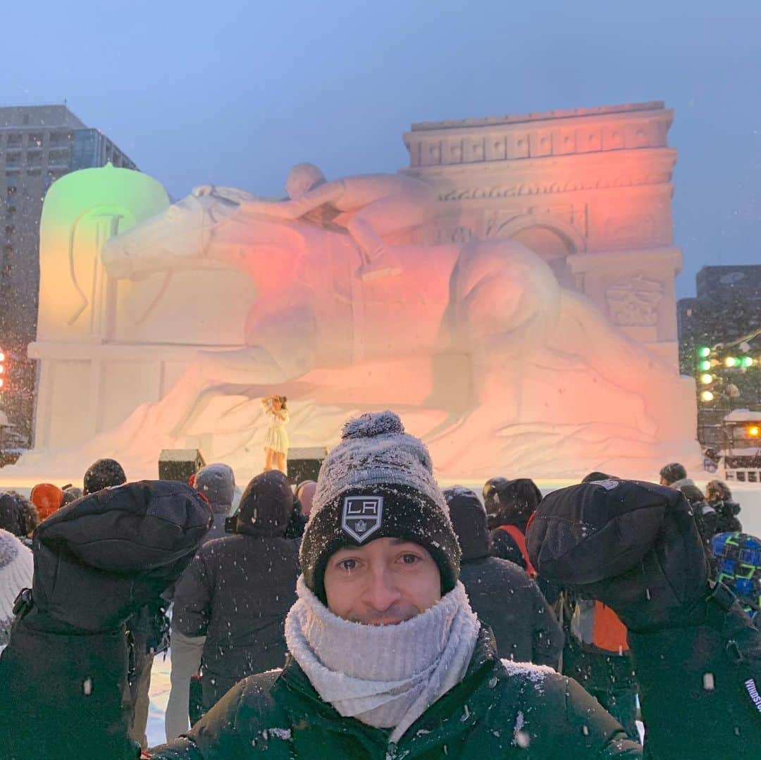 クリストフ・ルメールさんのインスタグラム写真 - (クリストフ・ルメールInstagram)「Snow Festival in Sapporo . Amazing sculpture made in ice blocks #sapporo #artistsoninstagram #snowfestival #ルメール #jra」2月11日 11時46分 - christophelemaire_officiel