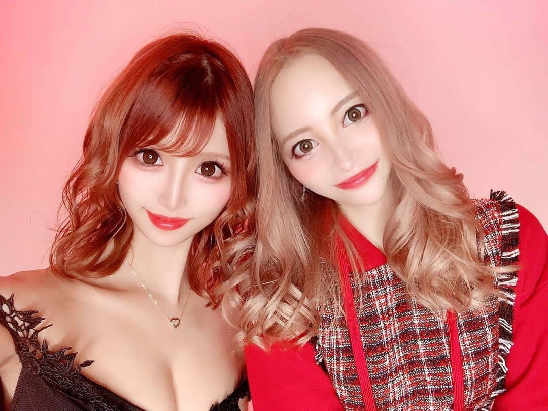 桜咲乃愛さんのインスタグラム写真 - (桜咲乃愛Instagram)「撮影でぞらちゃんに会ったよ〜🥰♥️✨ 久しぶりだった♡〜٩( ˶´꒳​`˶ )۶〜♡ 赤い服めっちゃ似合ってて可愛かった😆💓⭐️！ またね😁💕💕💕✨ #ぞらちゃん#かわいい#撮影」2月11日 12時21分 - noasama1101