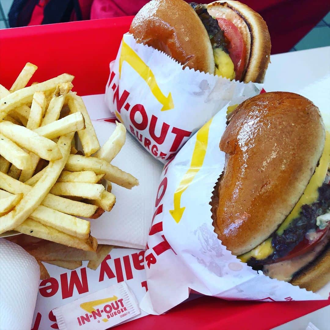 須田剛一のインスタグラム：「久々の、 In-N-Out Burger!」