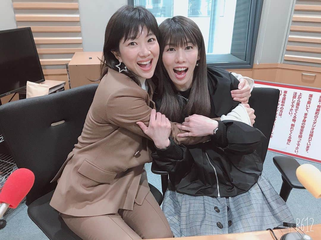 吉田沙保里さんのインスタグラム写真 - (吉田沙保里Instagram)「2月10日(月)〜2月14日(金)19:31〜19:38 潮田玲子ちゃんのラジオ番組　 ニッポン放送 女神たちのオリンピック 今週のゲストとして出演させていただいています😆✨ 告知が遅くなってごめんなさい🙏 お時間ある方はぜひ聴いてくださいね〜😊 #女神たちのオリンピック #潮田玲子 ちゃん」2月11日 12時55分 - saori___yoshida