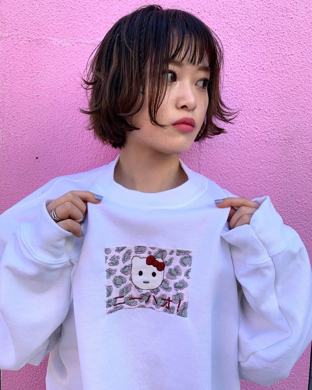 NADIAさんのインスタグラム写真 - (NADIAInstagram)「▷restock item◁ ㅤ  ニーハオ！スウェット ¥7,600(+tax)  ㅤ こちらの商品は、ただいま店舗のみの販売となっております🐈 #nadia #nadiacorazon #harajuku #tokyo #ナディア #原宿 #東京」2月11日 13時02分 - nadia_corazon