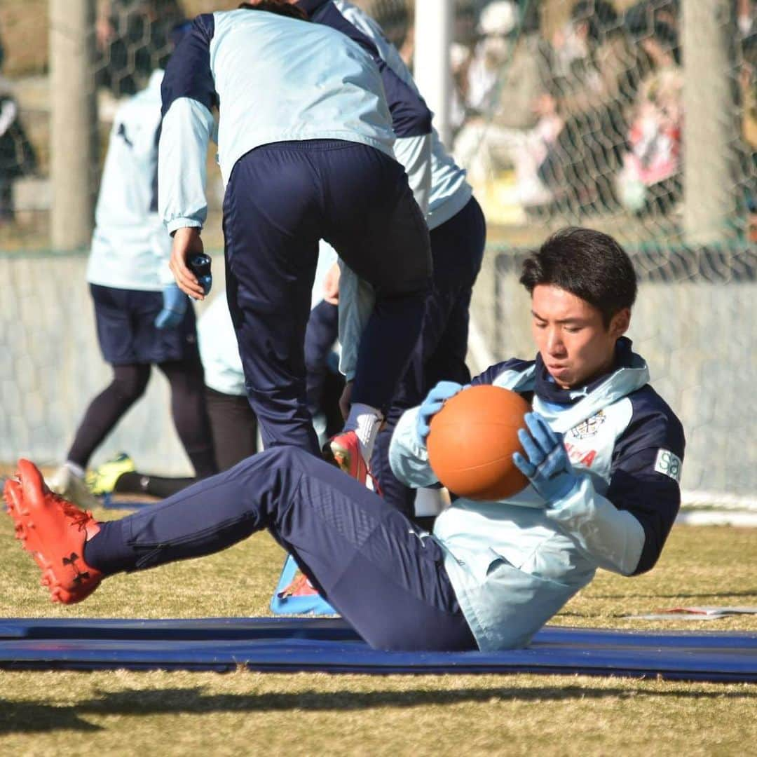 ジュビロ磐田さんのインスタグラム写真 - (ジュビロ磐田Instagram)「2/11(火・祝) 9:00 ＠大久保G  #soccer #football #Jubilo #Jleague #iwata #shizuoka #ジュビロ磐田 #サッカー #フットボール #Jリーグ #サックスブルー」2月11日 14時24分 - jubiloiwata.official